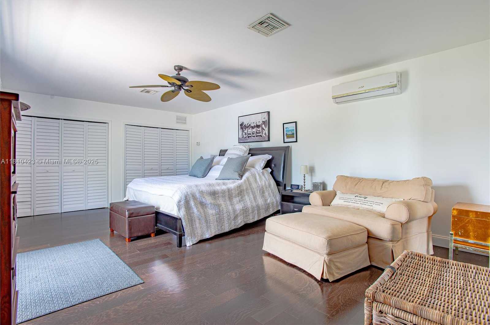 Small Image of 2908 BAYVIEW DR, Fort Lauderdale Number 12