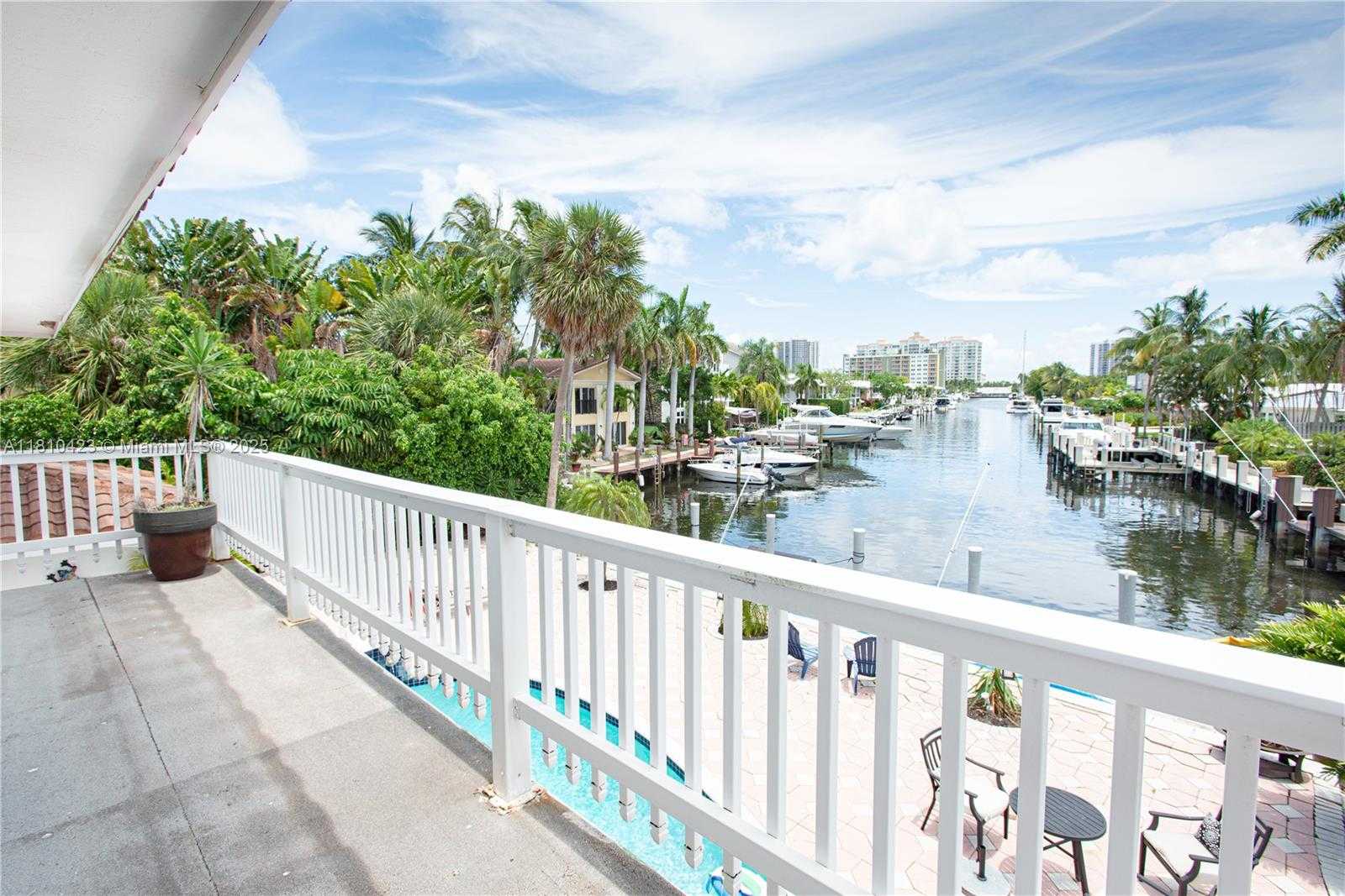 Small Image of 2908 BAYVIEW DR, Fort Lauderdale Number 13