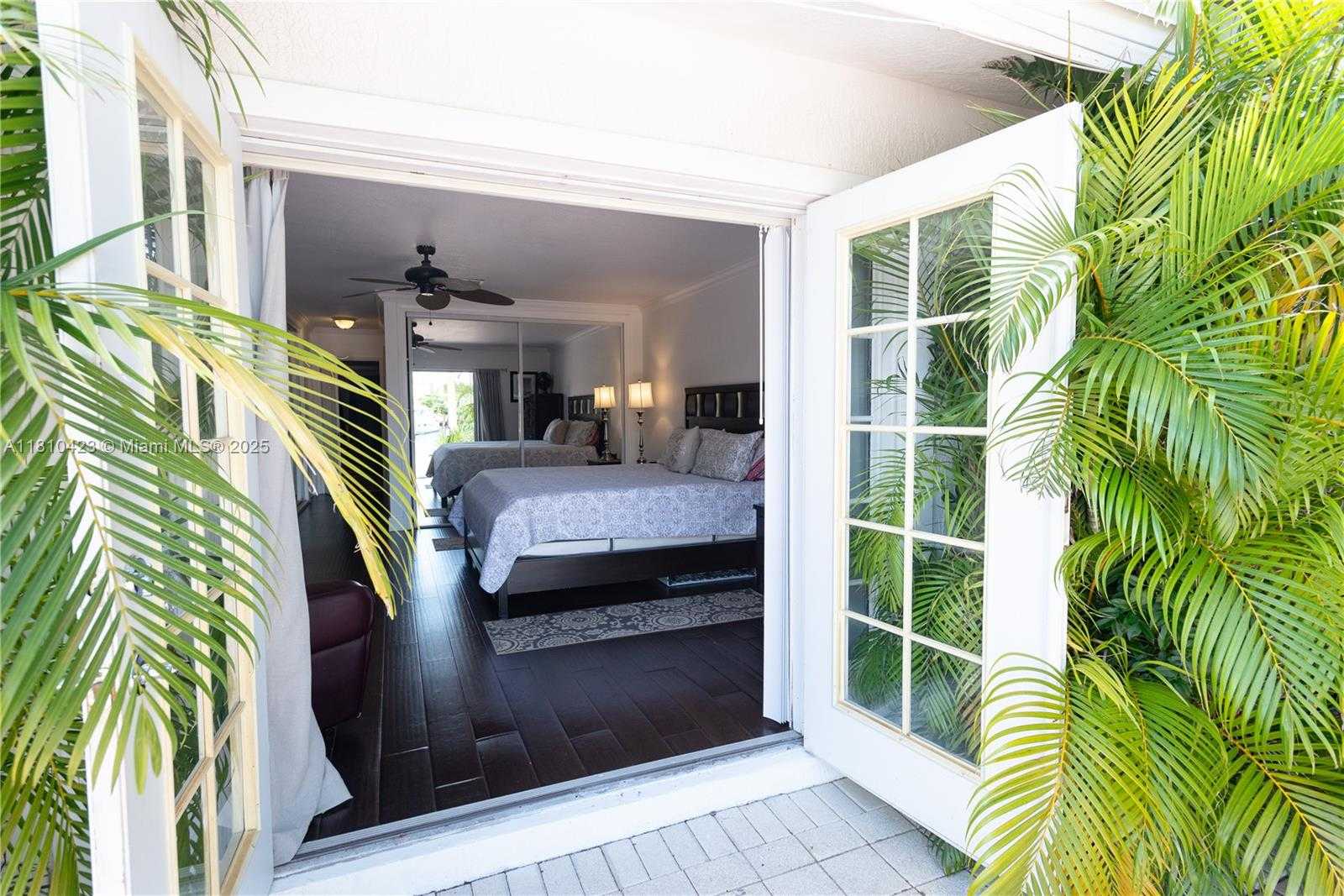 Small Image of 2908 BAYVIEW DR, Fort Lauderdale Number 26