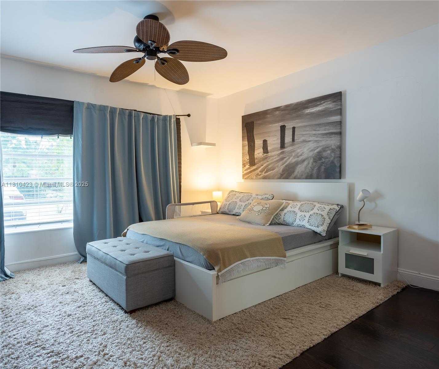 Small Image of 2908 BAYVIEW DR, Fort Lauderdale Number 27