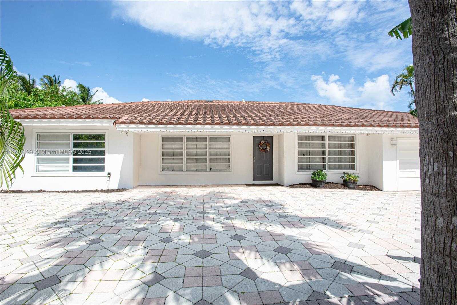 Small Image of 2908 BAYVIEW DR, Fort Lauderdale Number 33