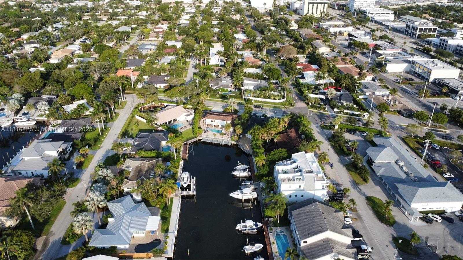 Small Image of 2908 BAYVIEW DR, Fort Lauderdale Number 5