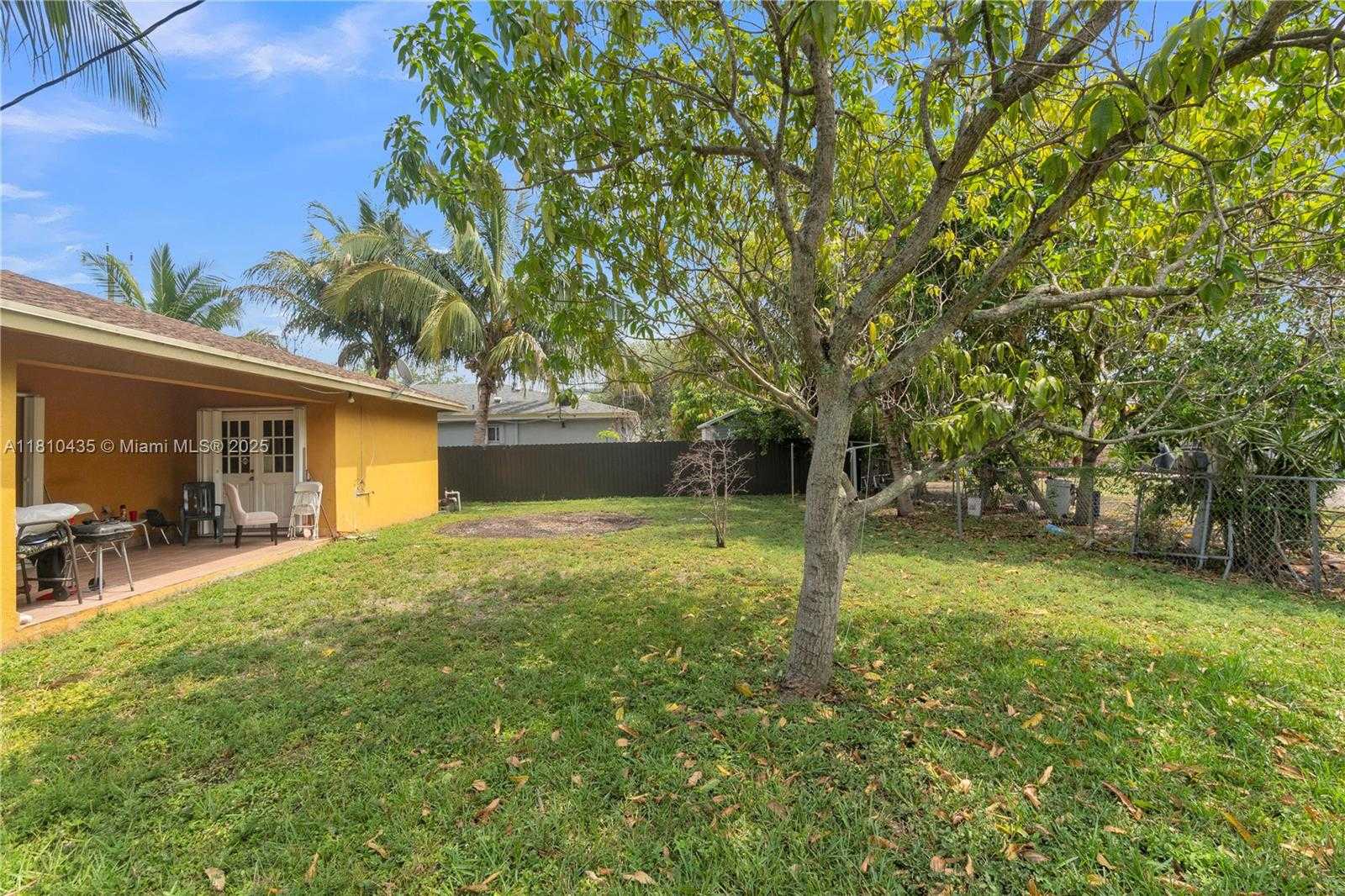 Small Image of 12912 NORTH EAST 7TH AVE, North Miami Number 16