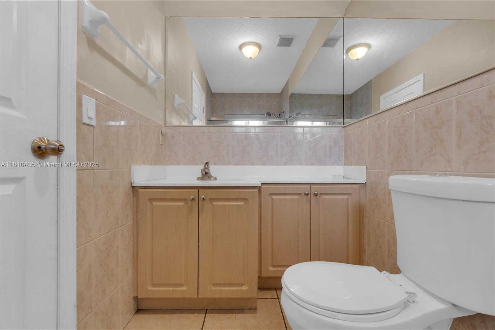 Small Image of 12912 NORTH EAST 7TH AVE, North Miami Number 18
