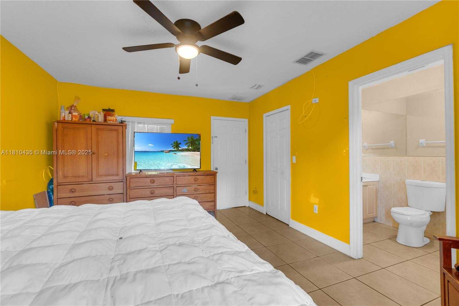 Small Image of 12912 NORTH EAST 7TH AVE, North Miami Number 7