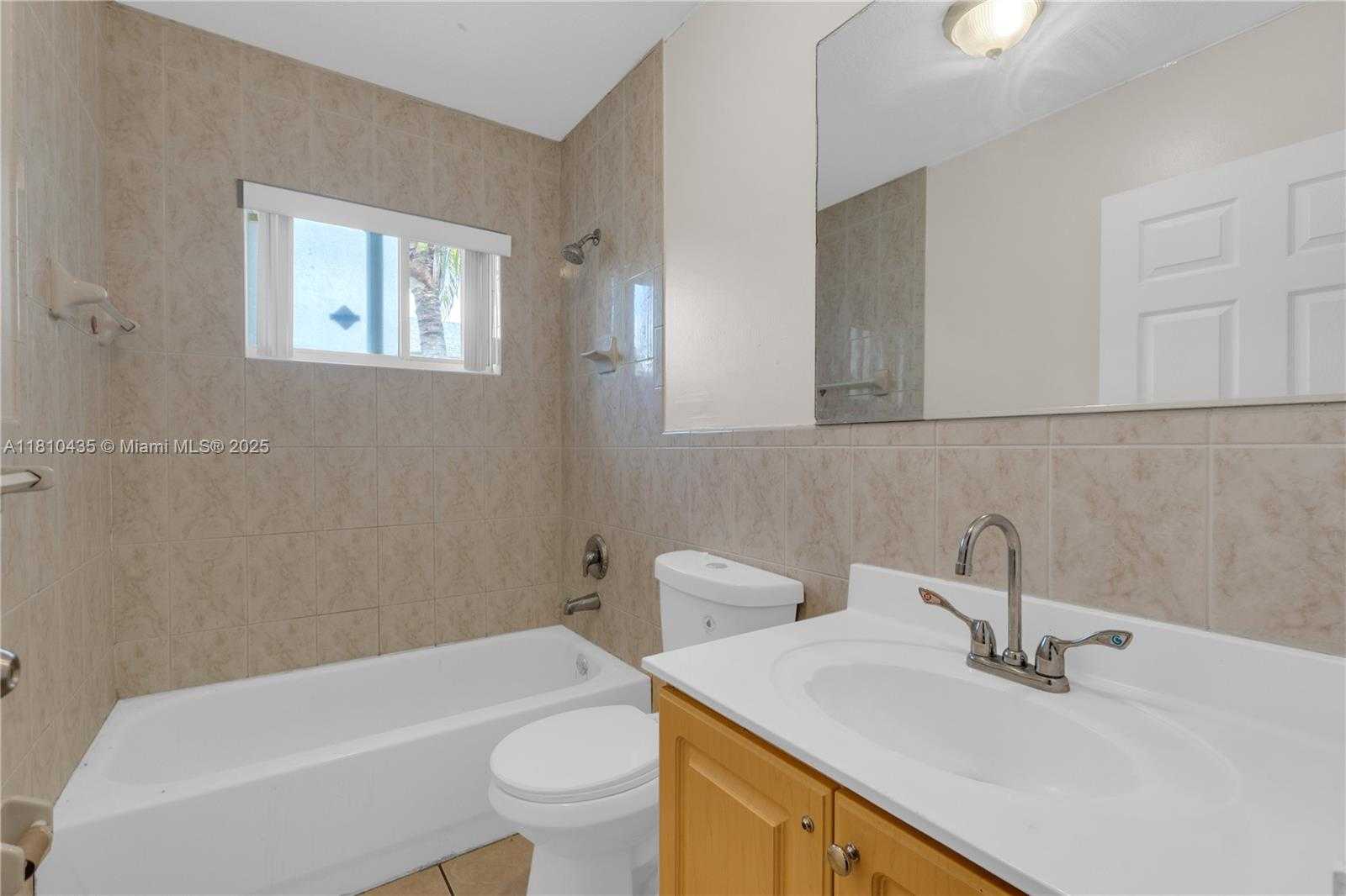 Small Image of 12912 NORTH EAST 7TH AVE, North Miami Number 8