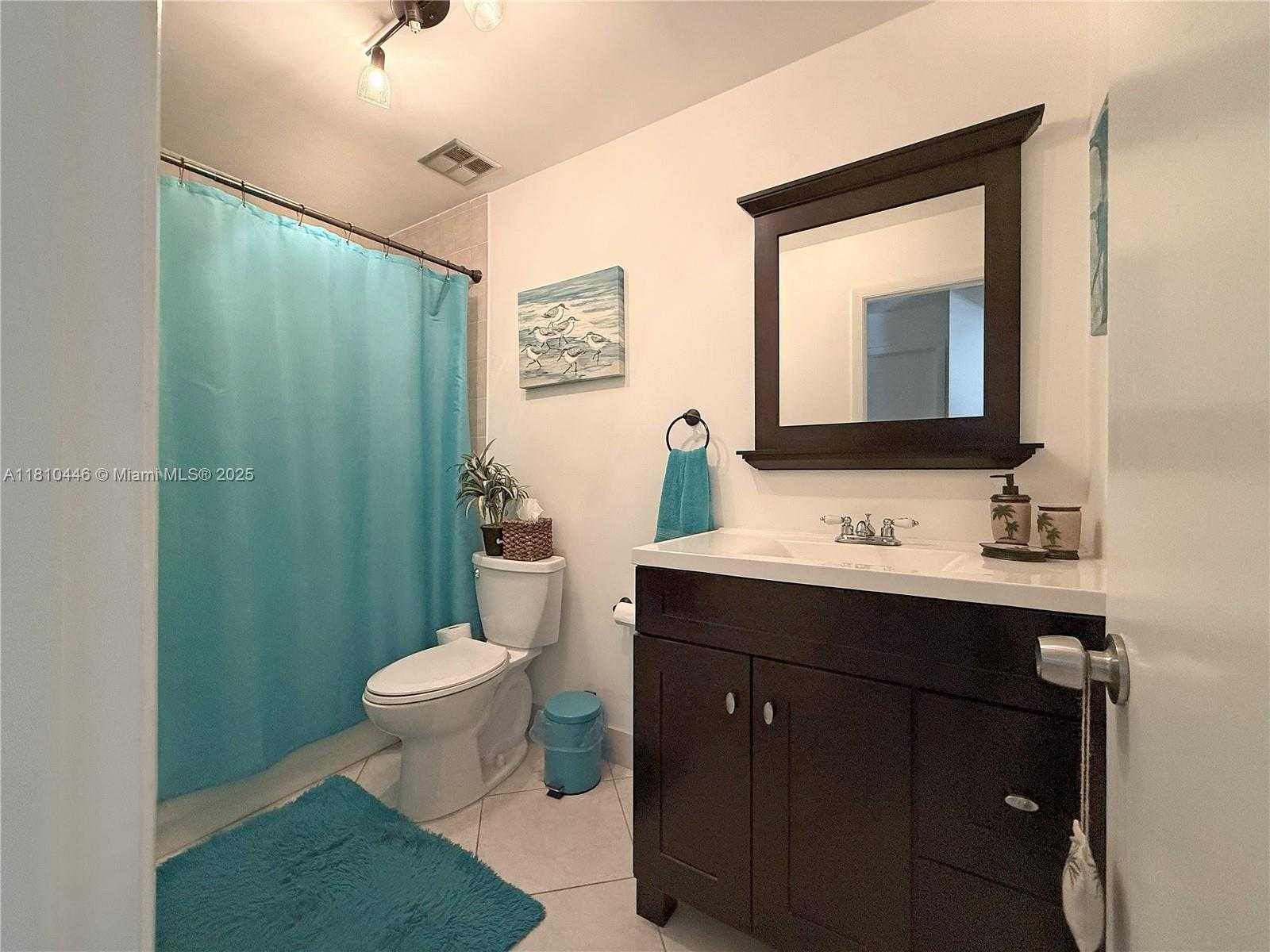 Small Image of 8923 SOUTH WEST 151ST CT, Miami Number 13