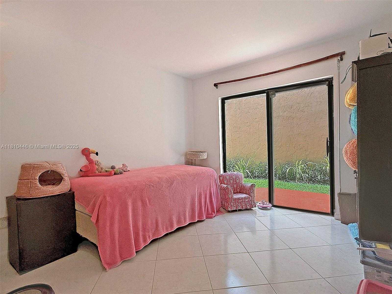 Small Image of 8923 SOUTH WEST 151ST CT, Miami Number 16