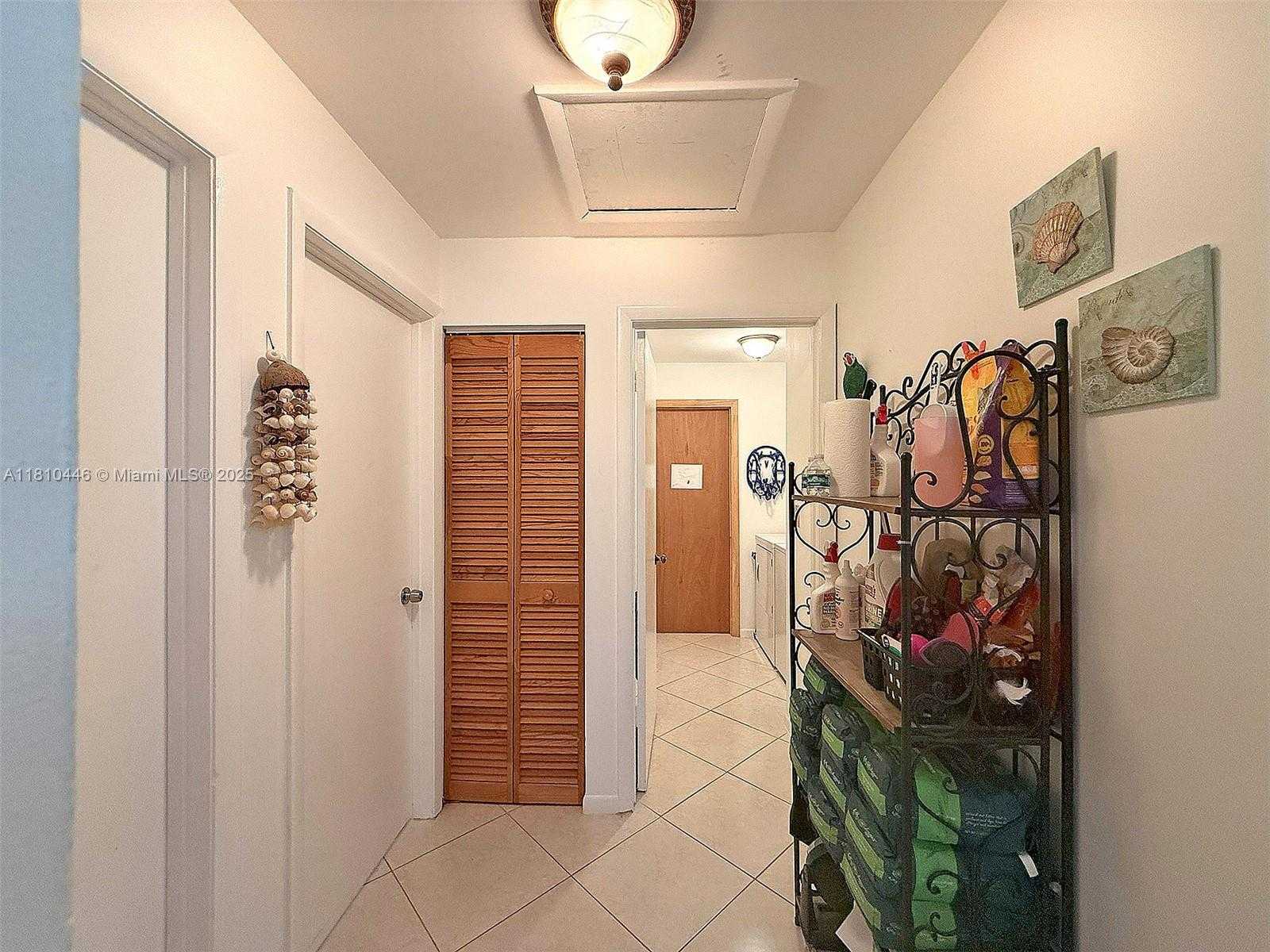 Small Image of 8923 SOUTH WEST 151ST CT, Miami Number 21