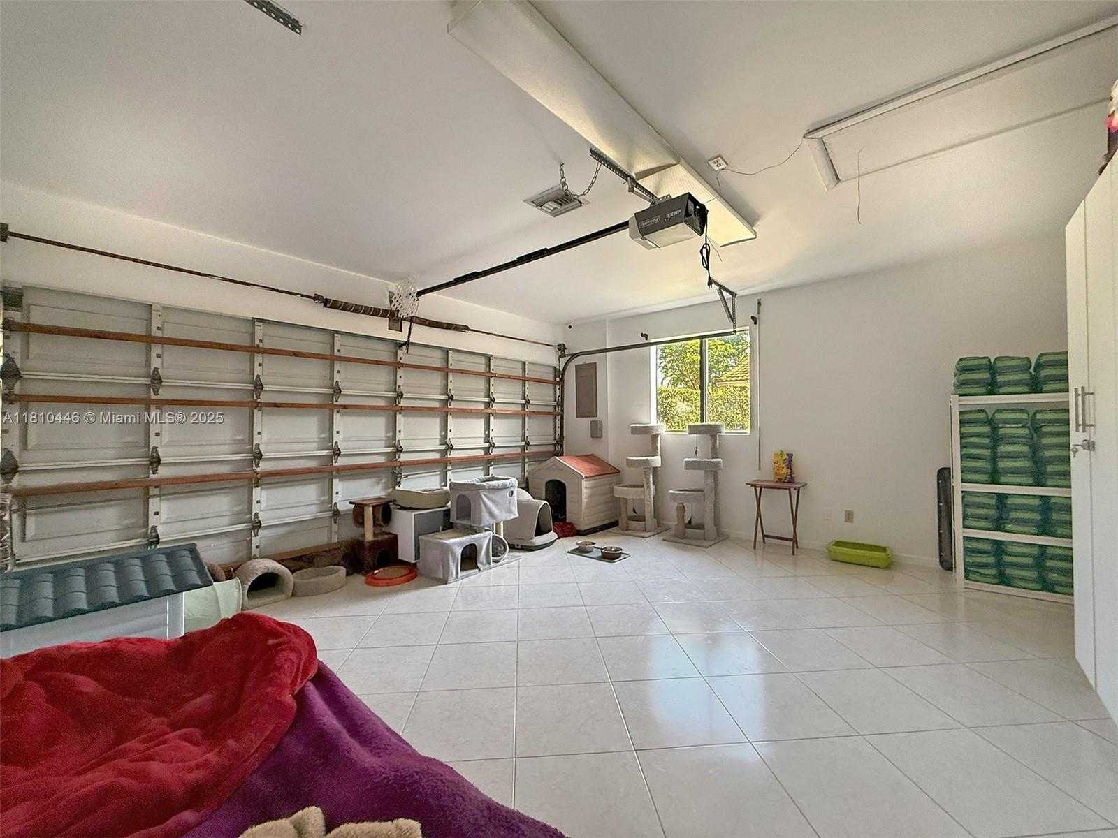Small Image of 8923 SOUTH WEST 151ST CT, Miami Number 23