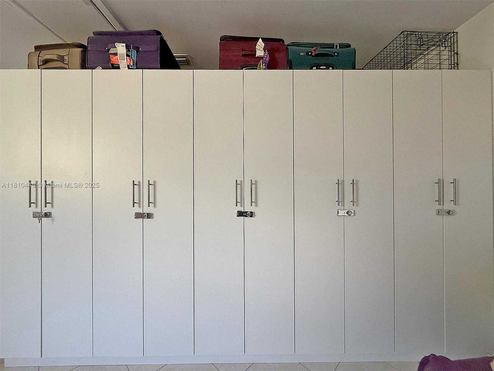 Small Image of 8923 SOUTH WEST 151ST CT, Miami Number 24