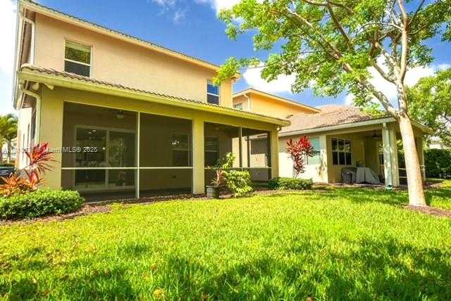 Small Image of 3943 MAHOGANY LN, Hollywood Number 21