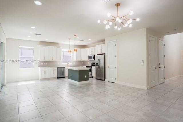 Small Image of 3943 MAHOGANY LN, Hollywood Number 3