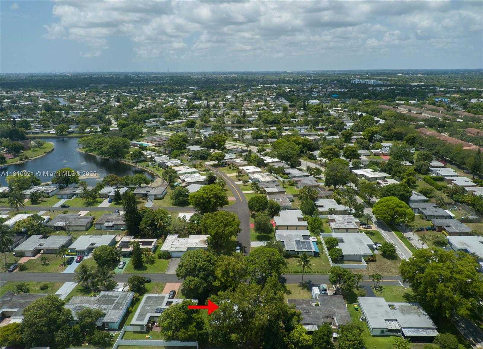 Small Image of 7201 NORTH WEST 67TH ST, Tamarac Number 13