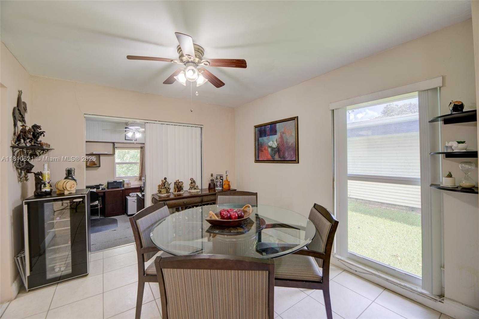 Small Image of 7201 NORTH WEST 67TH ST, Tamarac Number 18