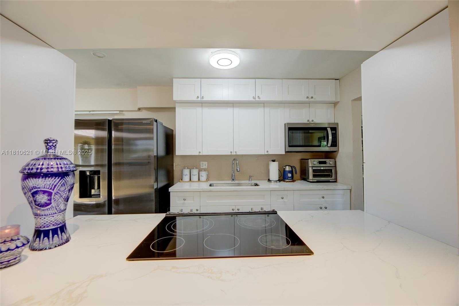 Small Image of 7201 NORTH WEST 67TH ST, Tamarac Number 22
