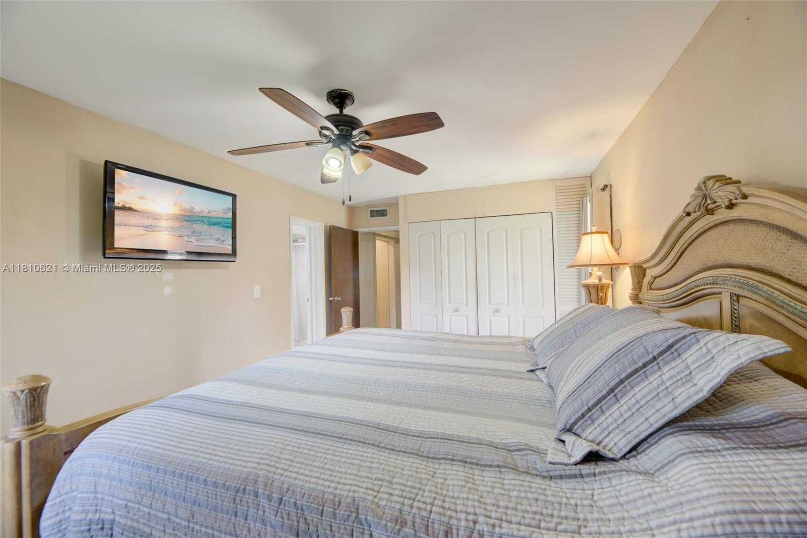 Small Image of 7201 NORTH WEST 67TH ST, Tamarac Number 30