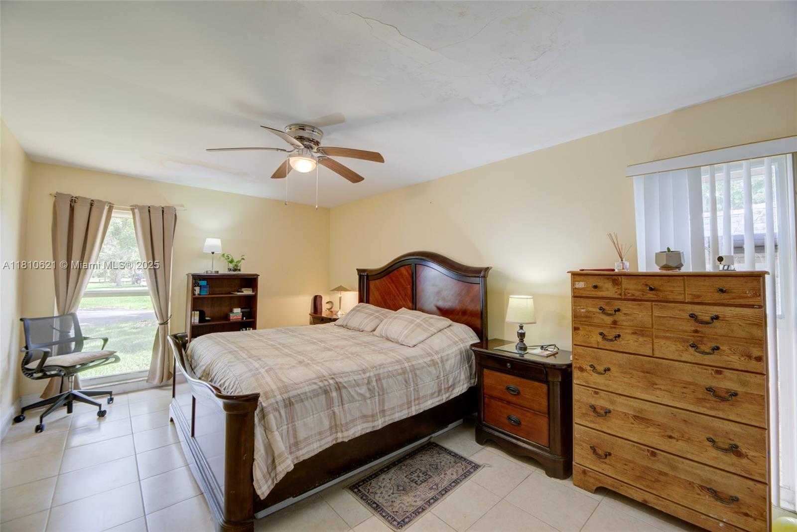 Small Image of 7201 NORTH WEST 67TH ST, Tamarac Number 32