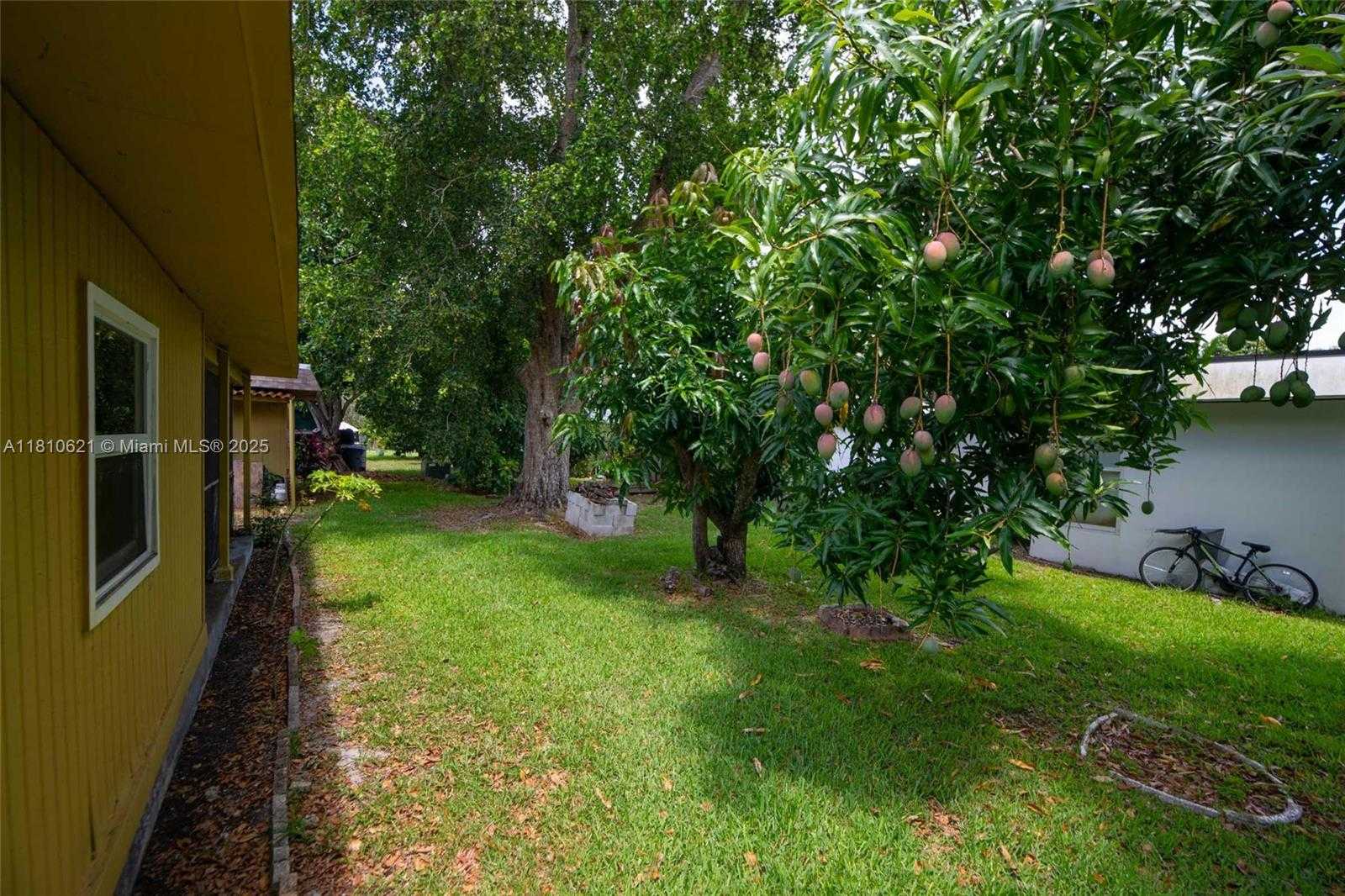 Small Image of 7201 NORTH WEST 67TH ST, Tamarac Number 40