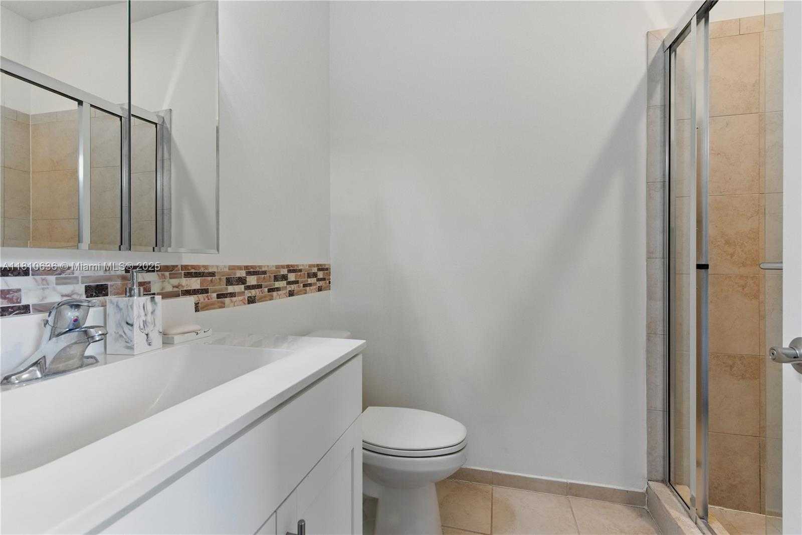 Small Image of 3534 WEST 106TH ST, Hialeah Number 22