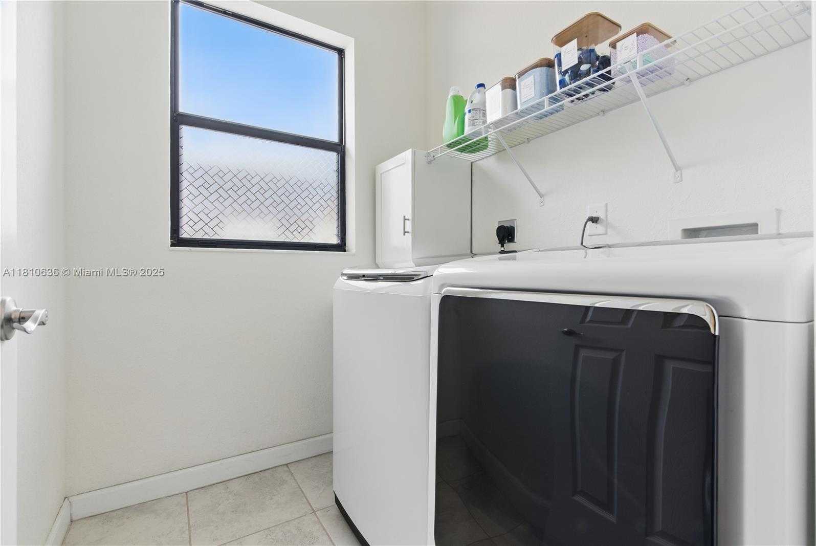Small Image of 3534 WEST 106TH ST, Hialeah Number 24