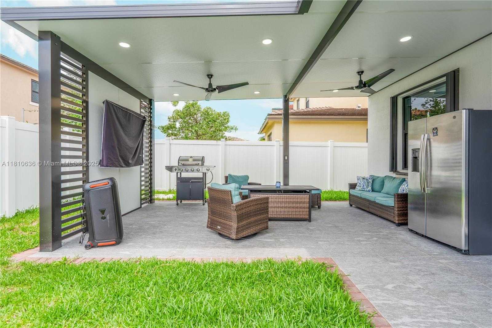 Small Image of 3534 WEST 106TH ST, Hialeah Number 26