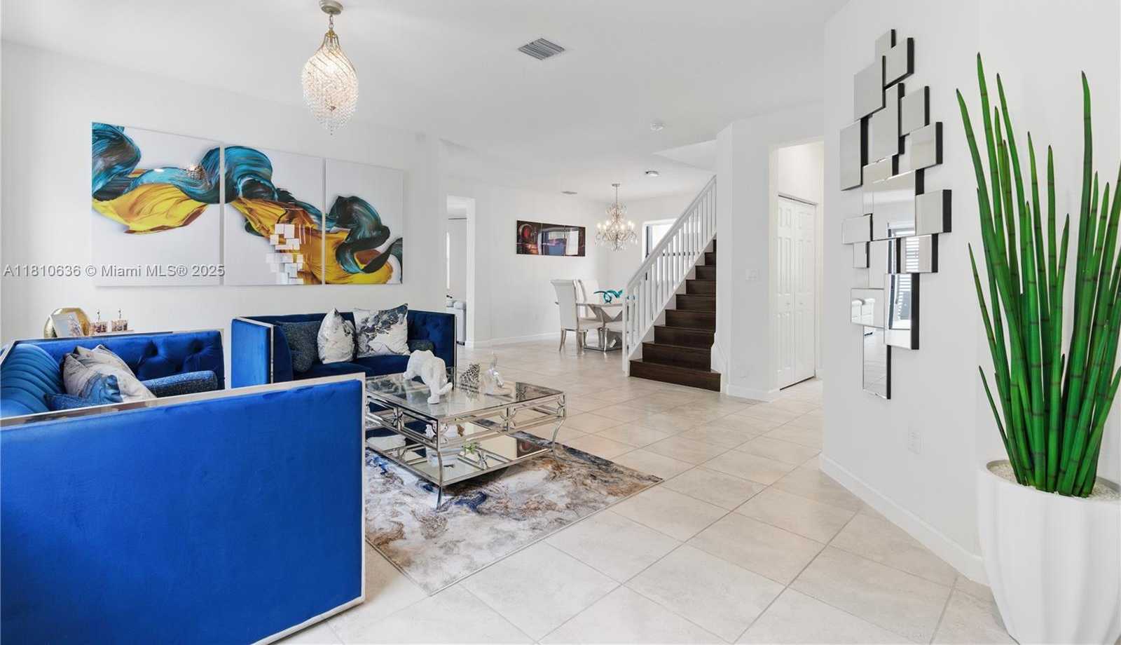 Small Image of 3534 WEST 106TH ST, Hialeah Number 4