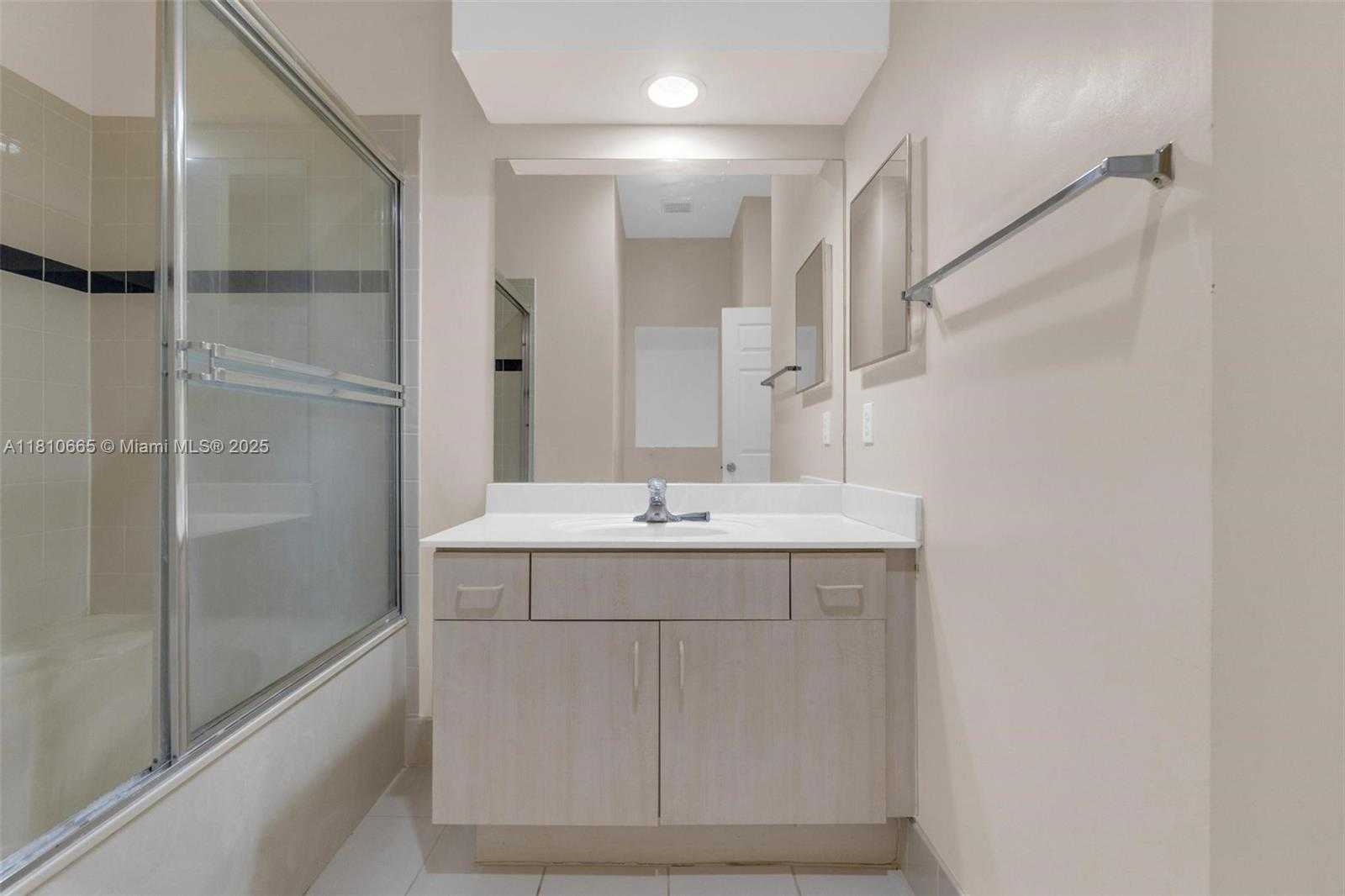 Small Image of 11014 SOUTH WEST 237TH LN, Homestead Number 24