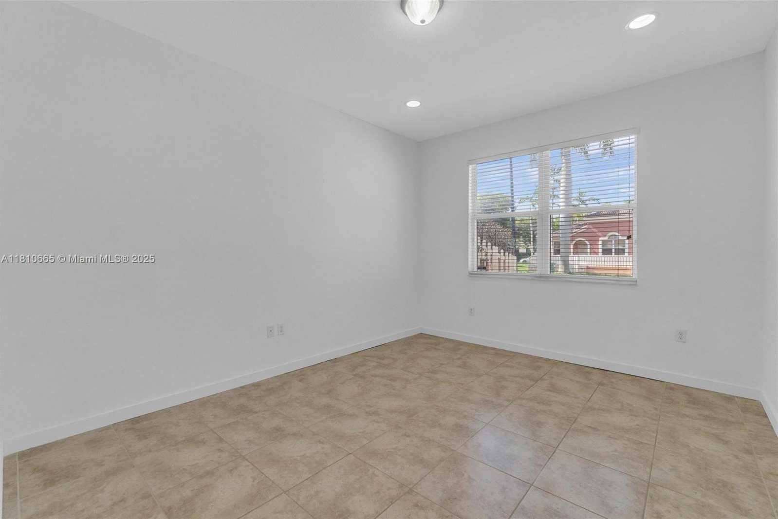 Small Image of 11014 SOUTH WEST 237TH LN, Homestead Number 31