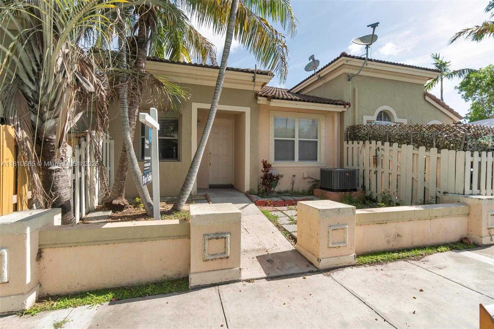 Small Image of 11014 SOUTH WEST 237TH LN, Homestead Number 39