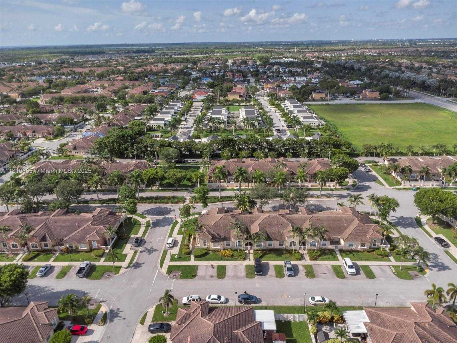 Small Image of 11014 SOUTH WEST 237TH LN, Homestead Number 46