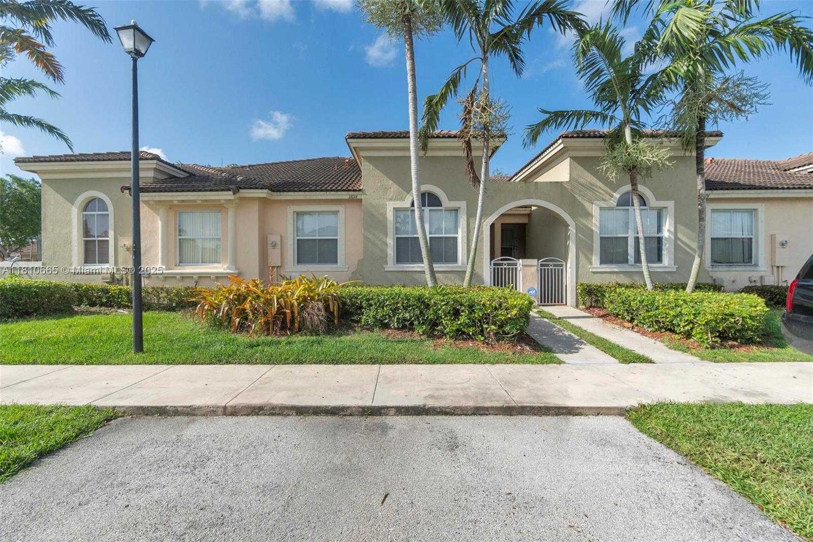 Small Image of 11014 SOUTH WEST 237TH LN, Homestead Number 8