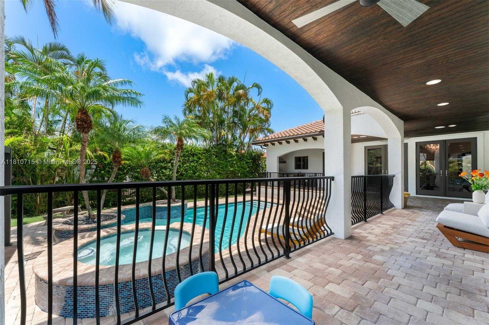Small Image of 1210 95TH ST, Bay Harbor Islands Number 29