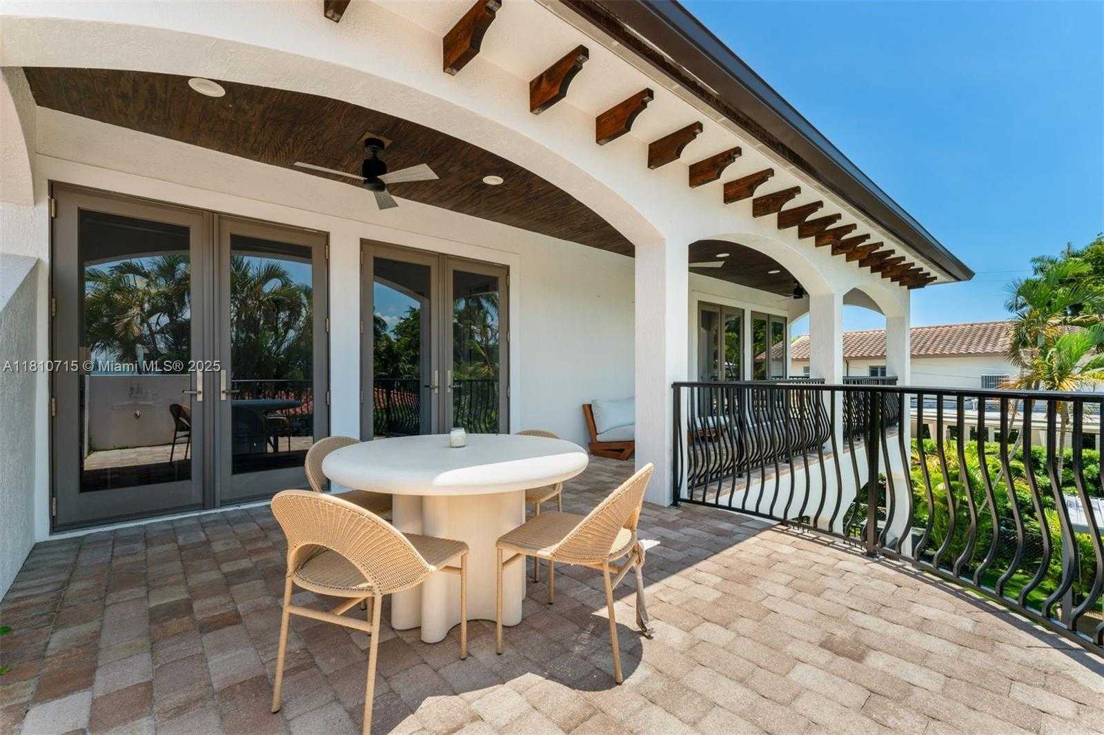 Small Image of 1210 95TH ST, Bay Harbor Islands Number 34