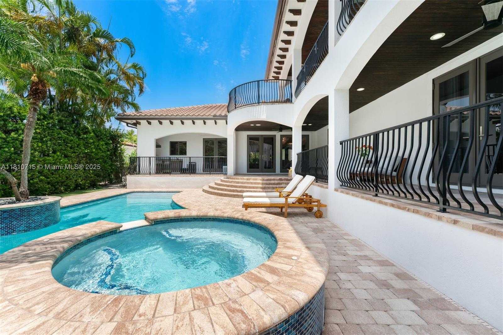 Small Image of 1210 95TH ST, Bay Harbor Islands Number 39