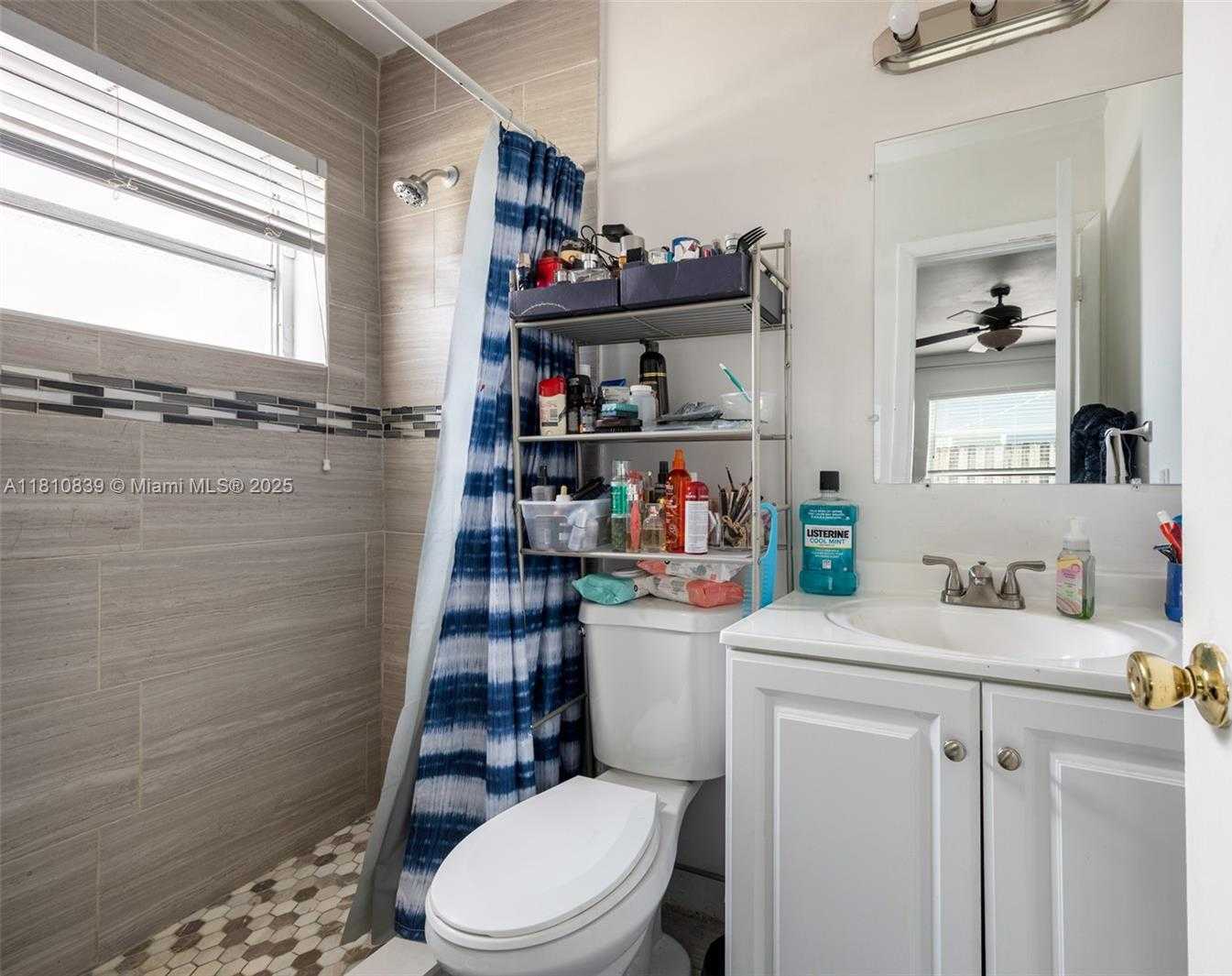 Small Image of 3430 NORTH 65TH AVE, Hollywood Number 10