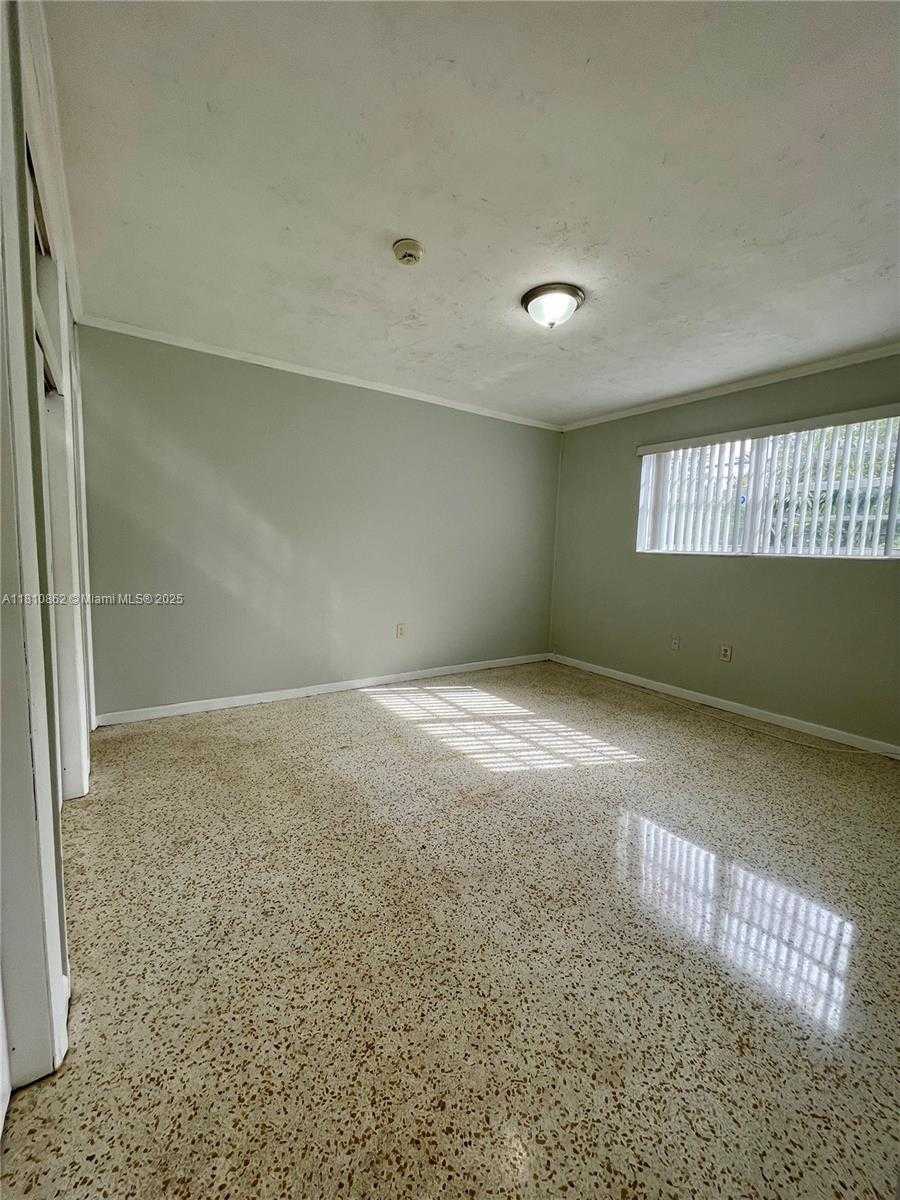 Small Image of 310 NORTH WEST 33RD TER, Lauderhill Number 17