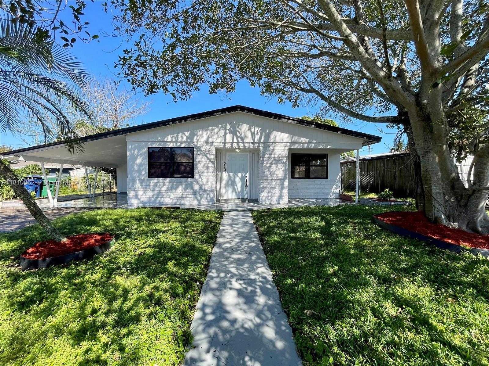 Small Image of 310 NORTH WEST 33RD TER, Lauderhill Number 3