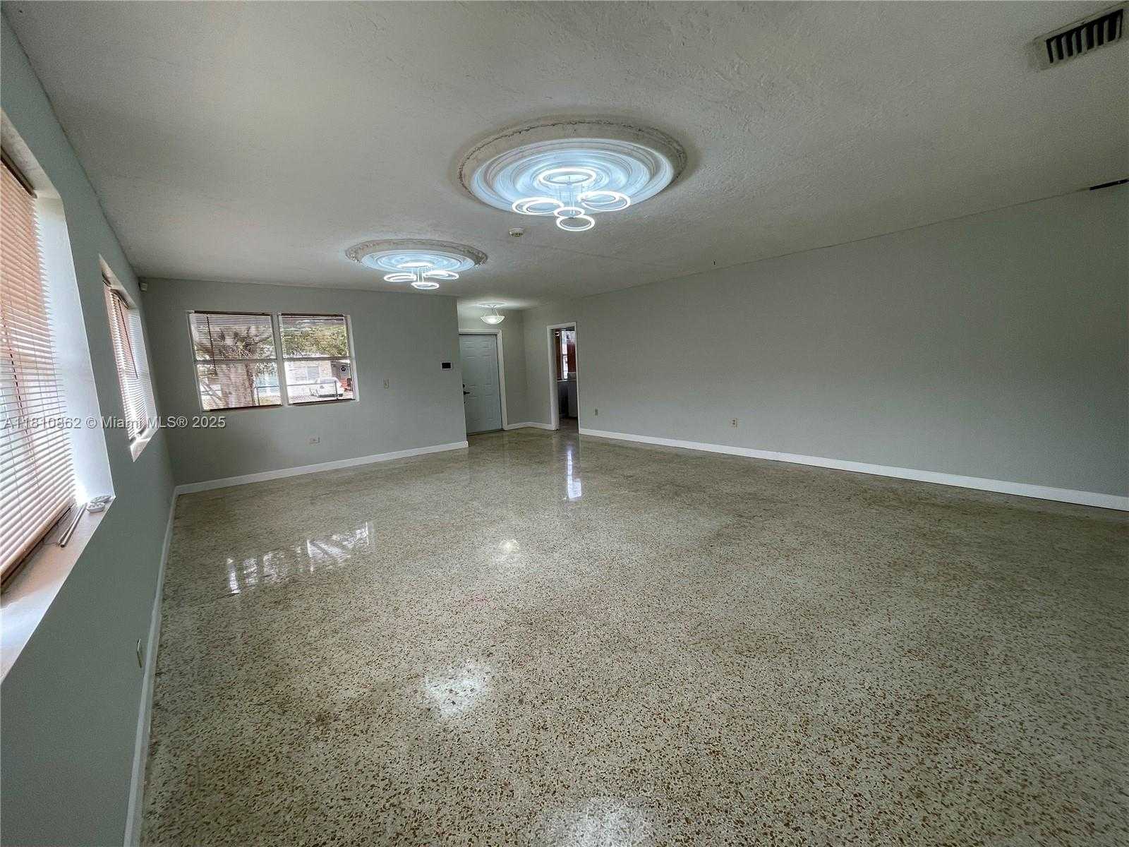 Small Image of 310 NORTH WEST 33RD TER, Lauderhill Number 9