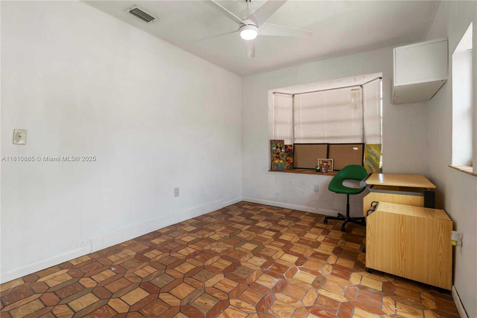Small Image of 7141 CUSTER ST, Hollywood Number 21