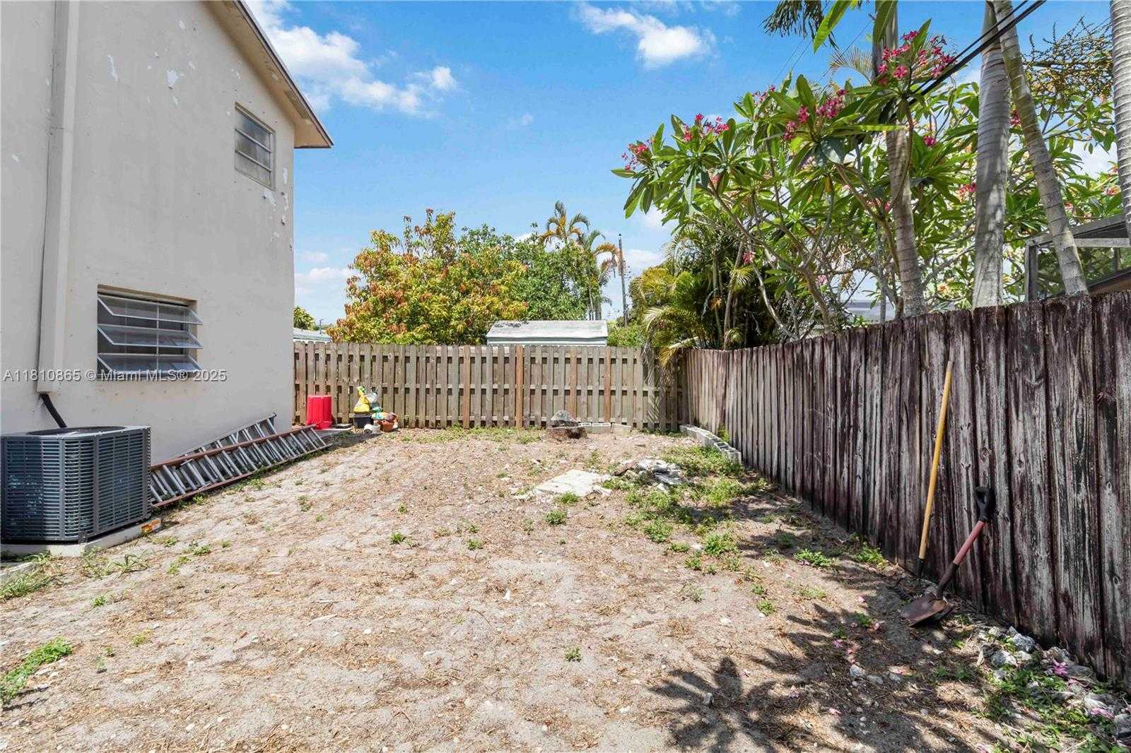 Small Image of 7141 CUSTER ST, Hollywood Number 29