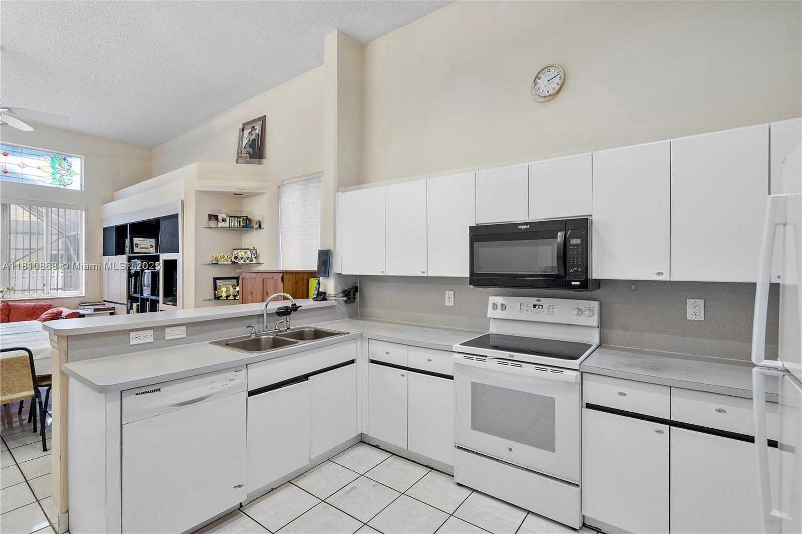 Small Image of 1357 CAMELLIA LN, Weston Number 11