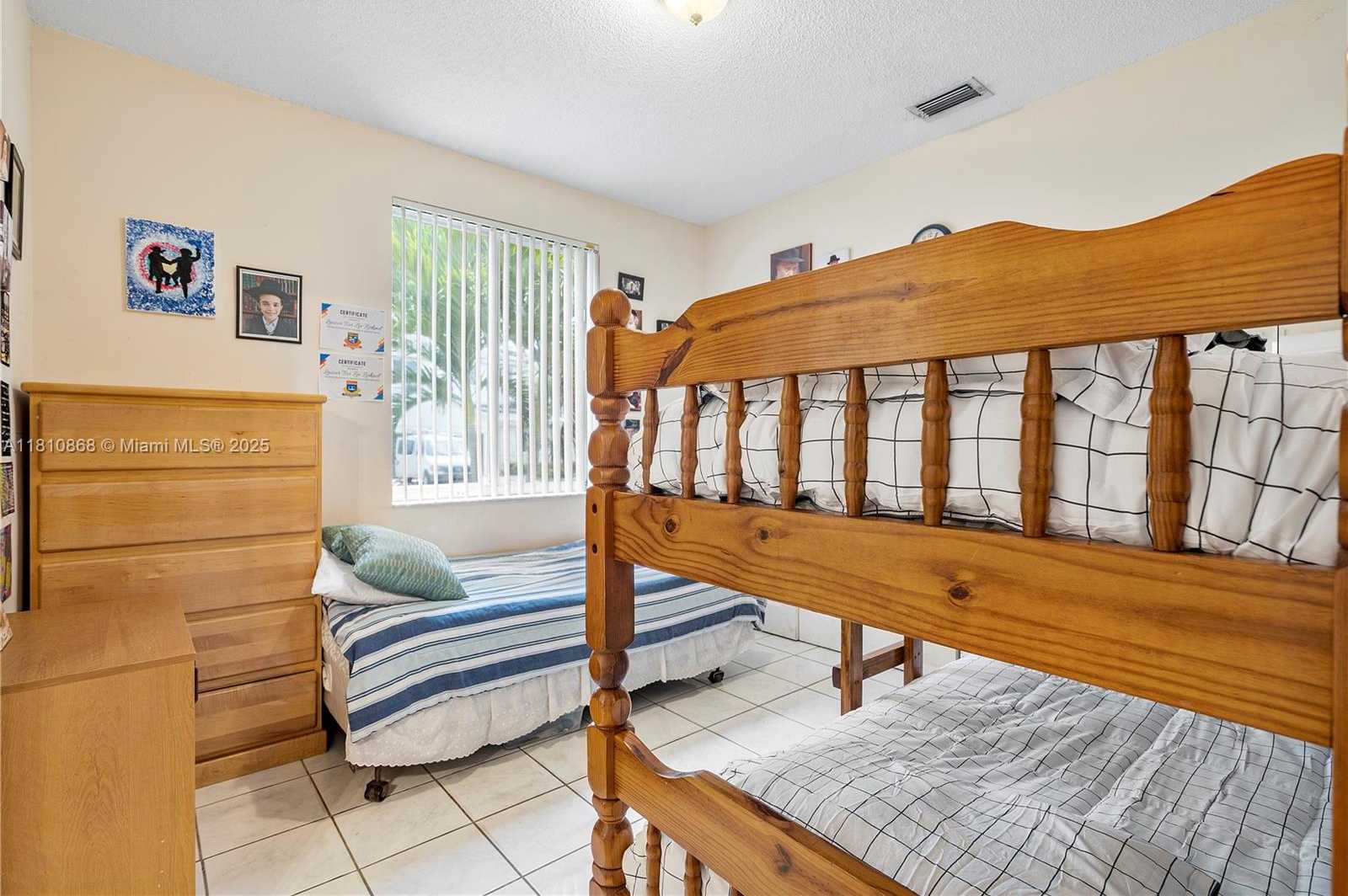 Small Image of 1357 CAMELLIA LN, Weston Number 20