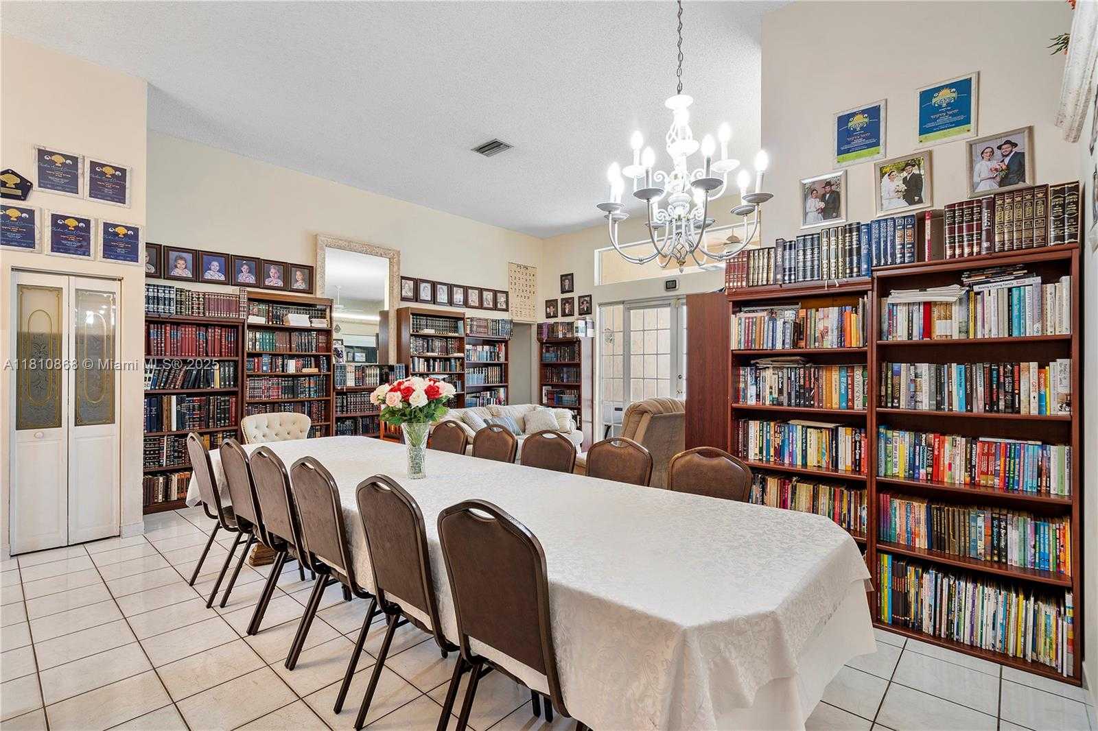 Small Image of 1357 CAMELLIA LN, Weston Number 7