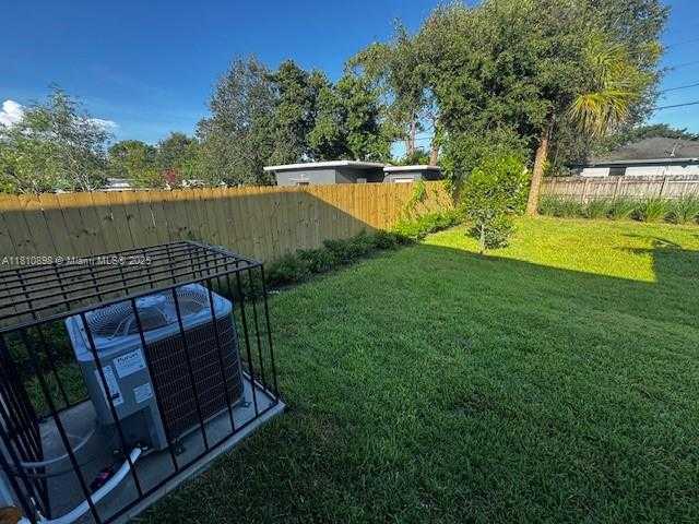 Small Image of 307 NORTH WEST 28TH AVE, Fort Lauderdale Number 4