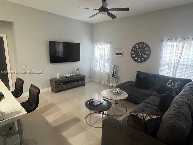 Small Image of 1020 SILKTREE LN, Weston Number 8