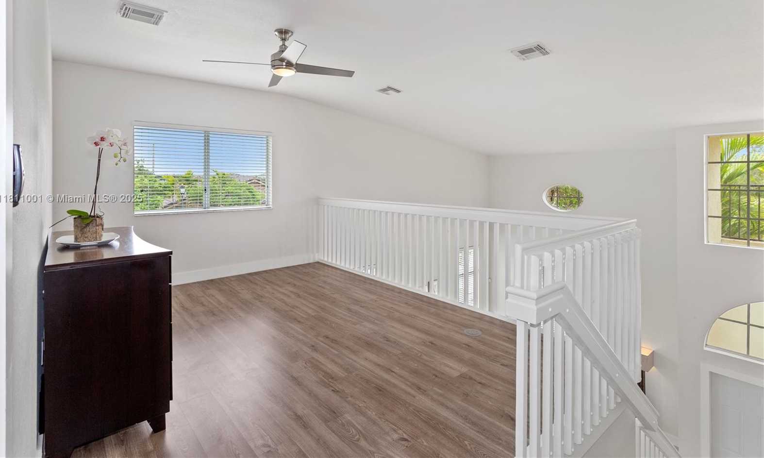 Small Image of 8773 SOUTH WEST 220TH LN, Cutler Bay Number 11