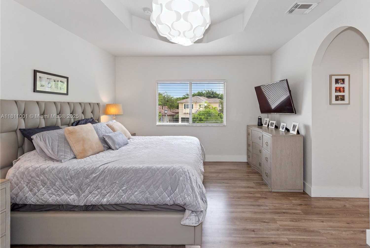 Small Image of 8773 SOUTH WEST 220TH LN, Cutler Bay Number 19