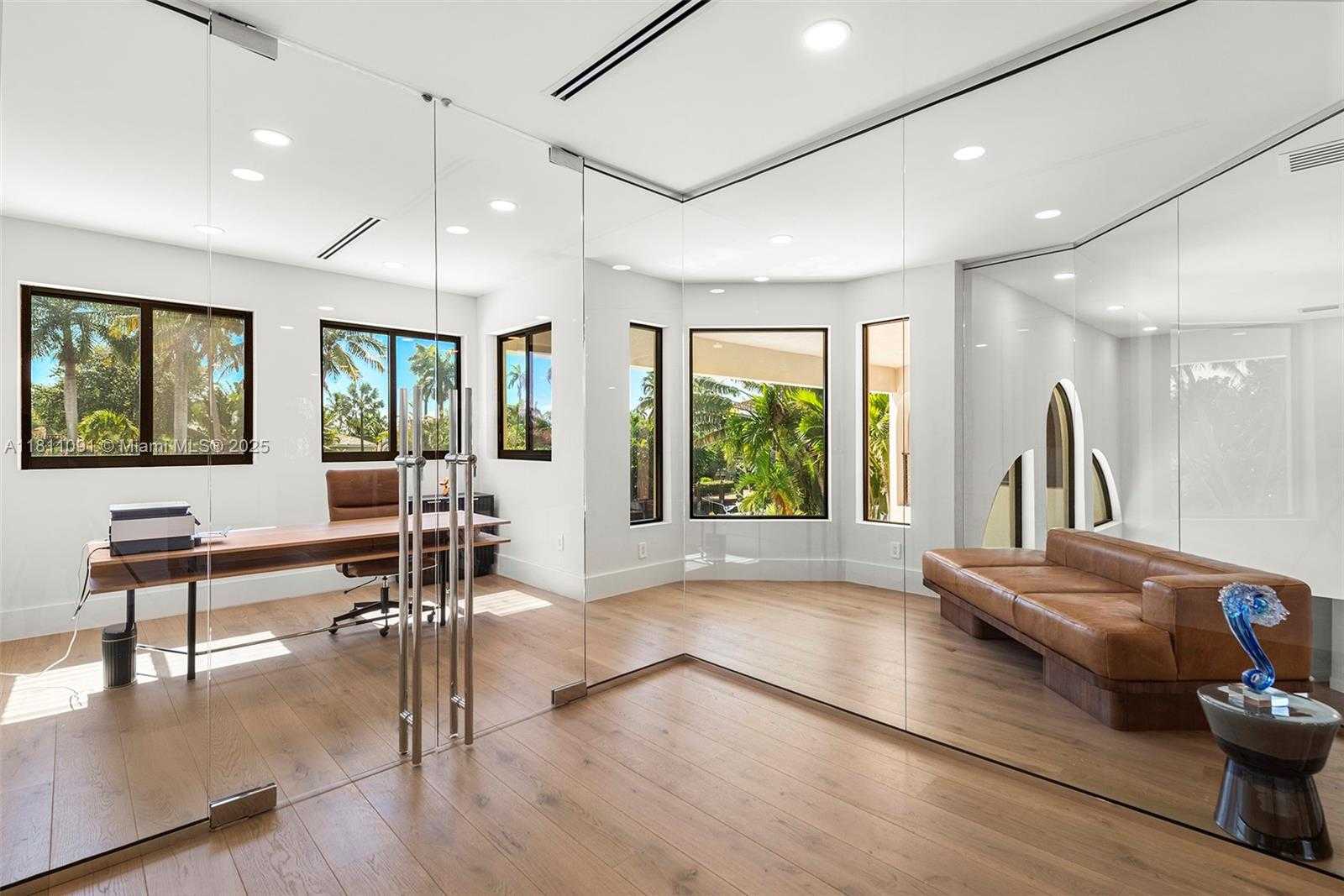 Small Image of 324 COCONUT ISLE DR, Fort Lauderdale Number 31