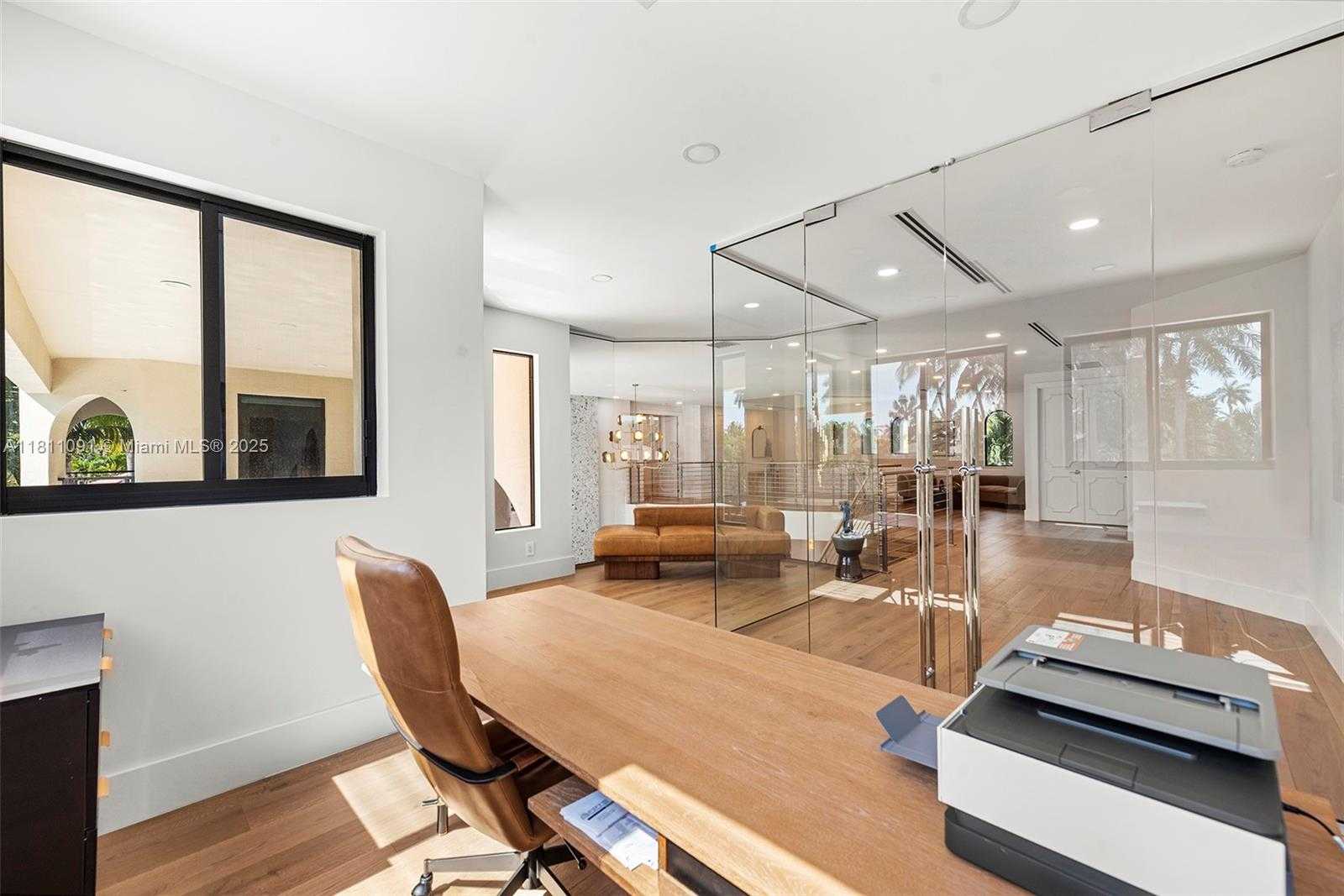 Small Image of 324 COCONUT ISLE DR, Fort Lauderdale Number 32
